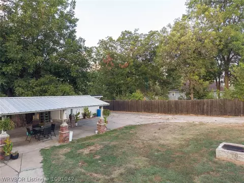 Exterior - 3709 Reed Ln, Fort Smith, AR 72904 photo 18 of 22