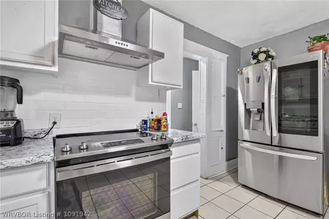 Kitchen - 3709 Reed Ln, Fort Smith, AR 72904 photo 1 of 2
