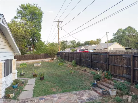 Exterior - 3709 Reed Ln, Fort Smith, AR 72904 photo 19 of 22