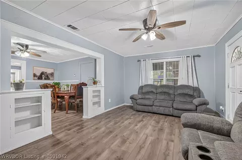 Living - 3709 Reed Ln, Fort Smith, AR 72904 photo 1 of 1