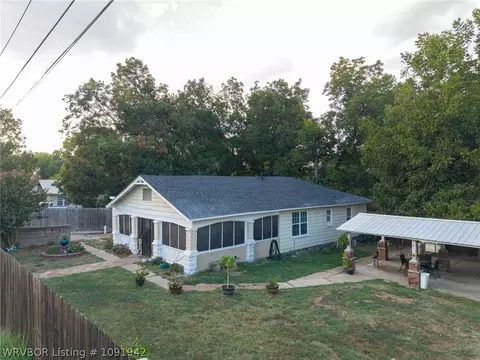 Exterior - 3709 Reed Ln, Fort Smith, AR 72904 photo 11 of 22
