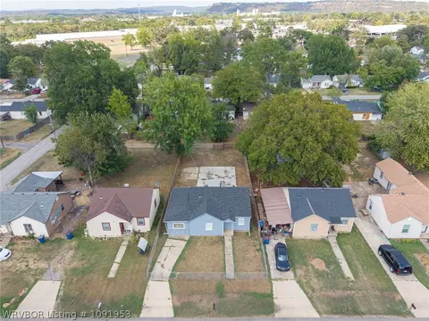 View/Area - 4609 Clarendon Ave, Fort Smith, AR 72904 photo 1 of 2