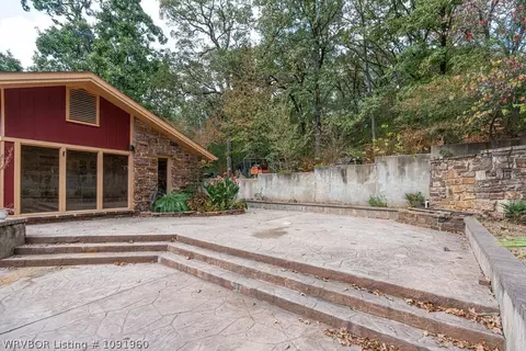Exterior - 3707 Old Oaks Ln, Fort Smith, AR 72903 photo 7 of 9