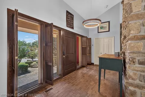 Entry Way - 3707 Old Oaks Ln, Fort Smith, AR 72903 photo 1 of 2