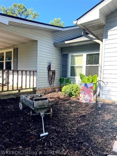 Exterior - 6837 Robin Way, Ozark, AR 72949 photo 6 of 10