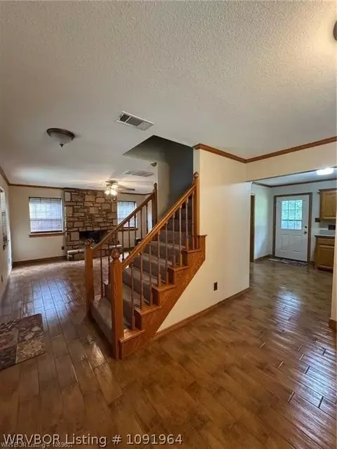 Entry Way - 400 Polk Ln, Huntington, AR 72940 photo 3 of 3