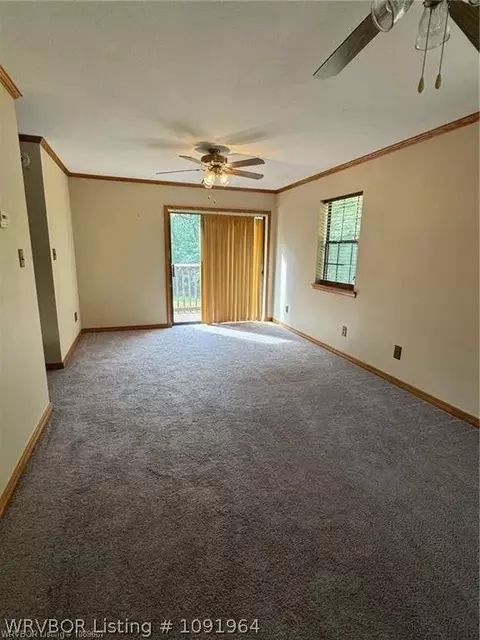 Living - 400 Polk Ln, Huntington, AR 72940 photo 3 of 3