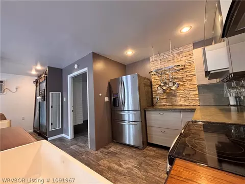 Kitchen - 123 S Sixth Ave, Bonanza, AR 72916 photo 1 of 11