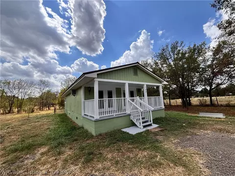 Exterior - 123 S Sixth Ave, Bonanza, AR 72916 photo 10 of 23
