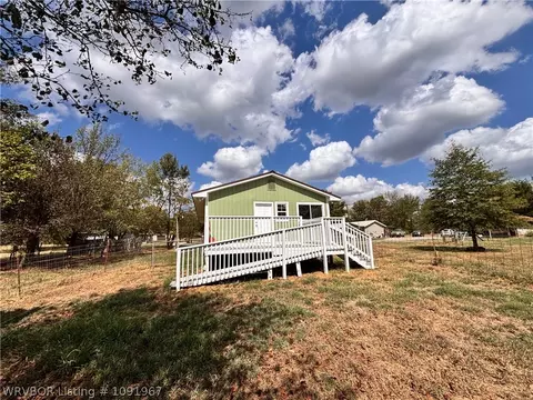 Exterior - 123 S Sixth Ave, Bonanza, AR 72916 photo 18 of 23