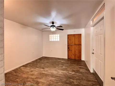 Living - 123 S Sixth Ave, Bonanza, AR 72916 photo 2 of 2
