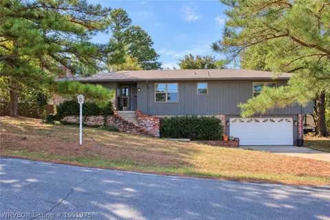 202 Coggins Ave, Poteau, OK 74953