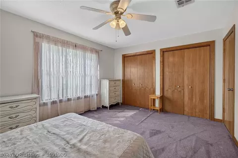 Bedroom - 507 Thicksten Dr, Alma, AR 72921 photo 6 of 9