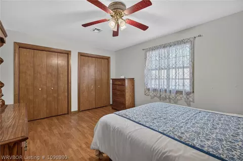 Bedroom - 507 Thicksten Dr, Alma, AR 72921 photo 4 of 9