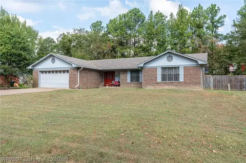 Exterior - 507 Thicksten Dr, Alma, AR 72921 photo 2 of 14