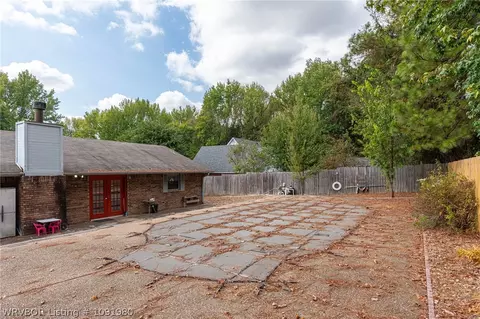 Exterior - 507 Thicksten Dr, Alma, AR 72921 photo 7 of 14