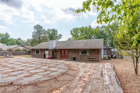 Exterior - 507 Thicksten Dr, Alma, AR 72921 photo 6 of 14