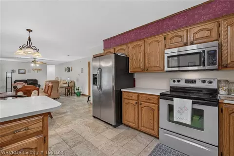 Kitchen - 507 Thicksten Dr, Alma, AR 72921 photo 1 of 4