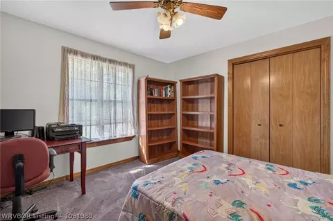 Bedroom - 507 Thicksten Dr, Alma, AR 72921 photo 7 of 9
