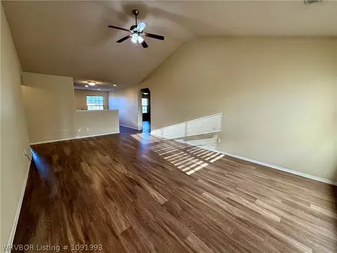 1329 Riley Cir, Alma, AR 72921 photo 3
