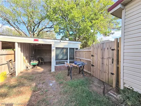 Exterior - 1505 S 12th St, Fort Smith, AR 72901 photo 7 of 7