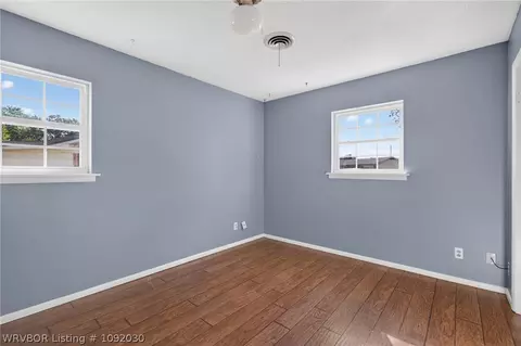 Bedroom - 120 Dartmouth Ln, Fort Smith, AR 72908 photo 8 of 11