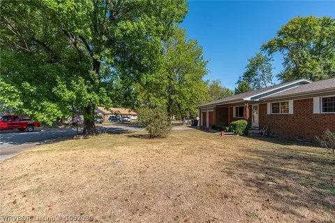Exterior - 120 Dartmouth Ln, Fort Smith, AR 72908 photo 3 of 9