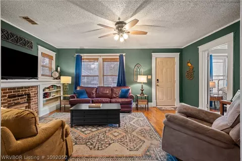 Living - 1515 Bluff Ave, Fort Smith, AR 72901 photo 1 of 4