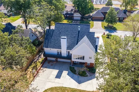 View/Area - 8813 Copper Oaks Ln, Fort Smith, AR 72903 photo 4 of 11