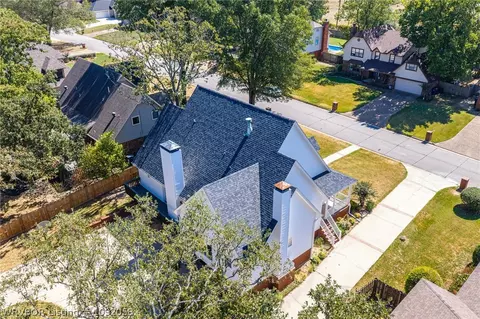 View/Area - 8813 Copper Oaks Ln, Fort Smith, AR 72903 photo 2 of 11