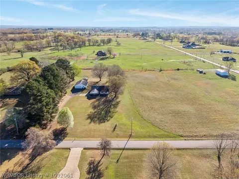 View/Area - 2108 N River Rd, Lavaca, AR 72941 photo 1 of 5