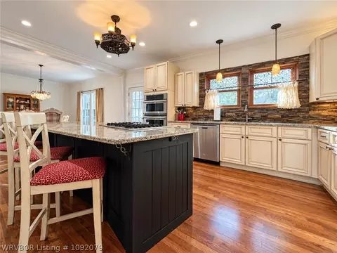 Kitchen - 2220 S 26th St, Fort Smith, AR 72901 photo 4 of 8