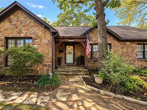 Exterior - 2220 S 26th St, Fort Smith, AR 72901 photo 4 of 13