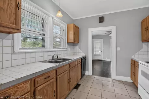 Entry Way - 2600 Dodson Ave, Fort Smith, AR 72901 photo 1 of 5