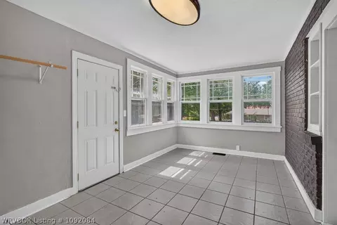 Entry Way - 2600 Dodson Ave, Fort Smith, AR 72901 photo 4 of 5