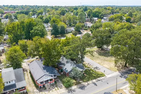 View/Area - 2600 Dodson Ave, Fort Smith, AR 72901 photo 3 of 4