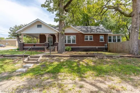 Exterior - 2600 Dodson Ave, Fort Smith, AR 72901 photo 4 of 11