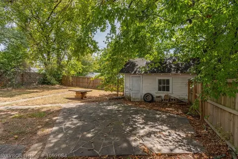 Exterior - 2600 Dodson Ave, Fort Smith, AR 72901 photo 6 of 11
