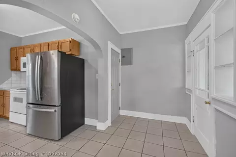 Entry Way - 2600 Dodson Ave, Fort Smith, AR 72901 photo 3 of 5