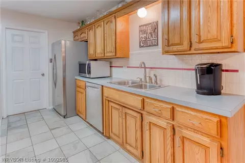 Kitchen - 9609 Bridgeford Rd, Fort Smith, AR 72908 photo 5 of 5