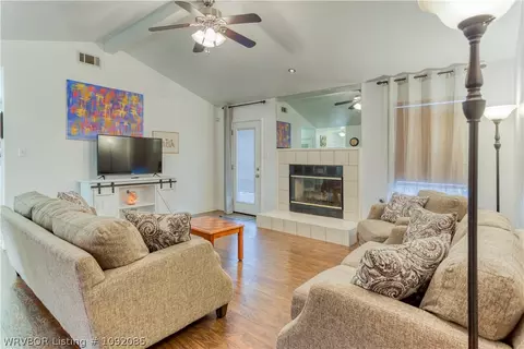 Living - 9609 Bridgeford Rd, Fort Smith, AR 72908 photo 1 of 1