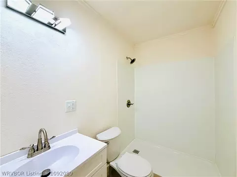 705 W Spear St, Gans, OK 74936 photo 6
