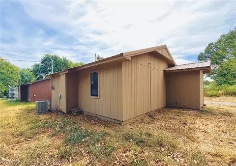 705 W Spear St, Gans, OK 74936 photo 7