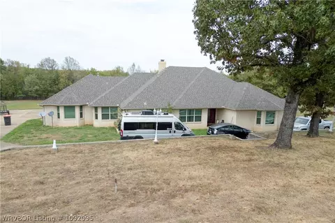Exterior - 5300 Spring Mountain Rd, Fort Smith, AR 72916 photo 3 of 5