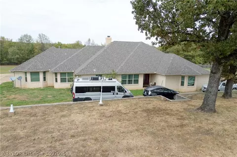 Exterior - 5300 Spring Mountain Rd, Fort Smith, AR 72916 photo 2 of 5
