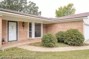 Exterior - 200 S 21st Ter, Fort Smith, AR 72908 photo 1 of 2