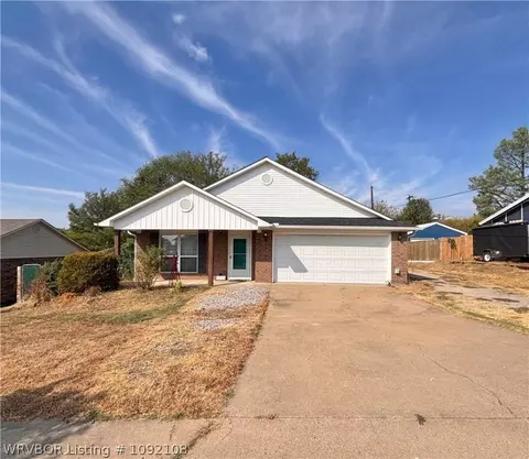 Exterior - 1207 12th Ter, Barling, AR 72923 photo 2 of 18