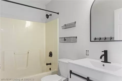 Bath - 519 Thicksten Dr, Alma, AR 72921 photo 6 of 7