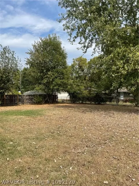 Exterior - 8001 Colony Ln, Fort Smith, AR 72908 photo 3 of 3