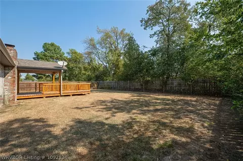 Exterior - 8925 Bryn Mawr Cir, Fort Smith, AR 72908 photo 5 of 6